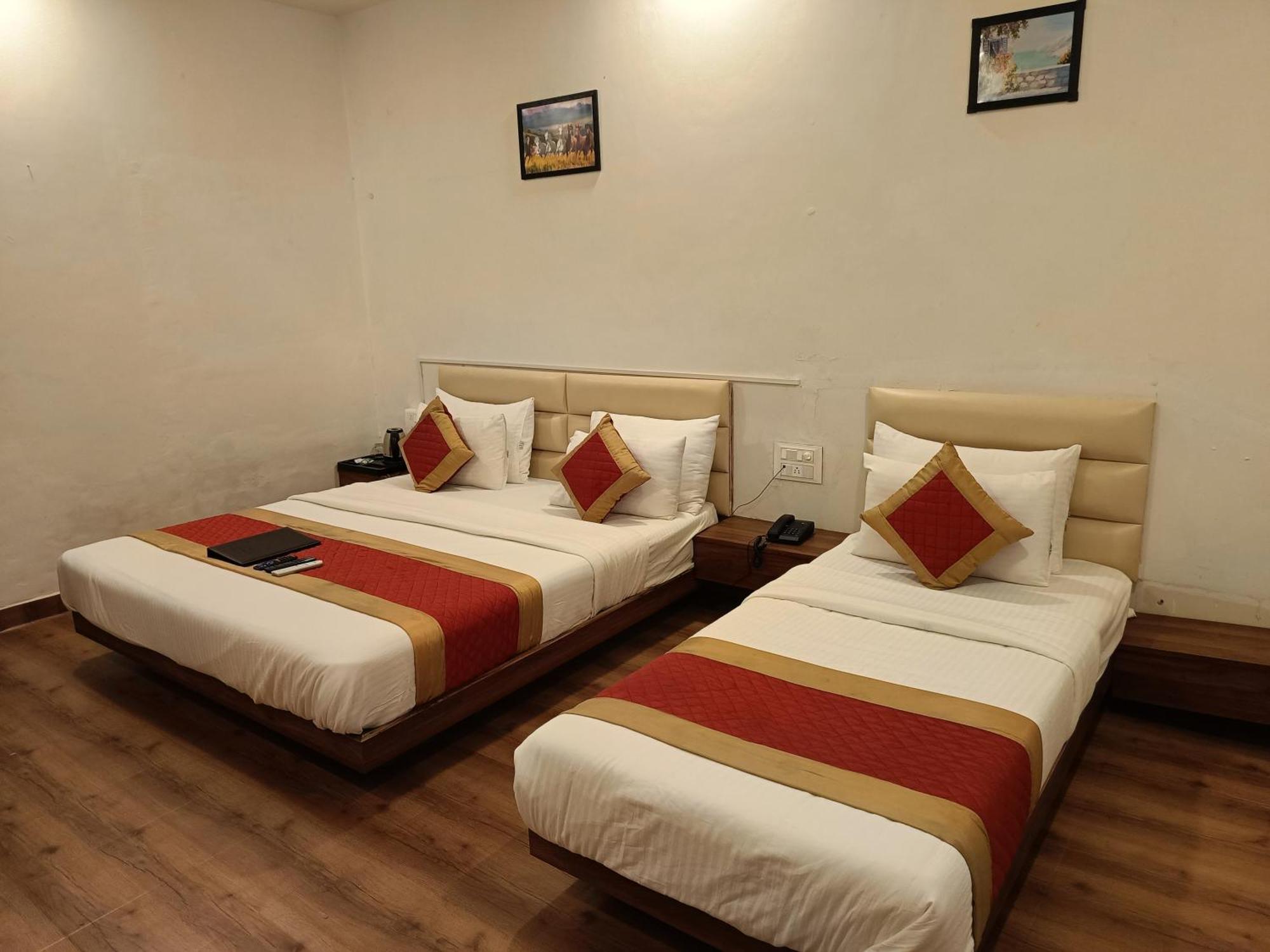 Leela Bizotel Junagadh Kamer foto
